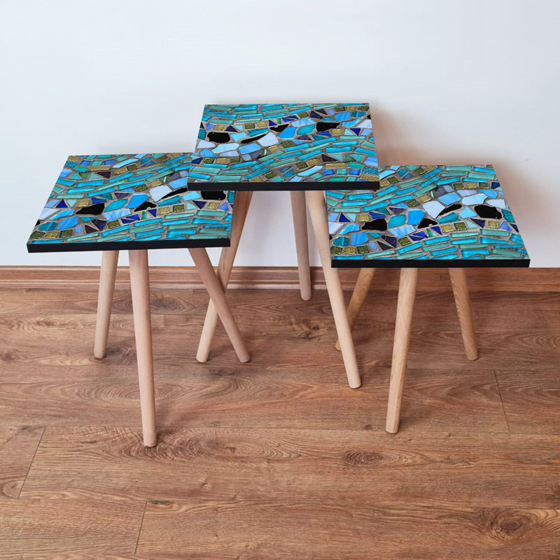 Ensemble de 3 tables gigognes modernes, motif géométrique abstrait, 100% panneau de fibres à densité moyenne avec pieds en bois de hêtre | Grand: 13,8 po x 20,5 po x 13,8 po, moyen: 13,8 po x 18,5 po x 13,8 po, petit: 13,8 po x 16,5 po x 13,8 po | Élégant et polyvalent pour le salon et le bureau