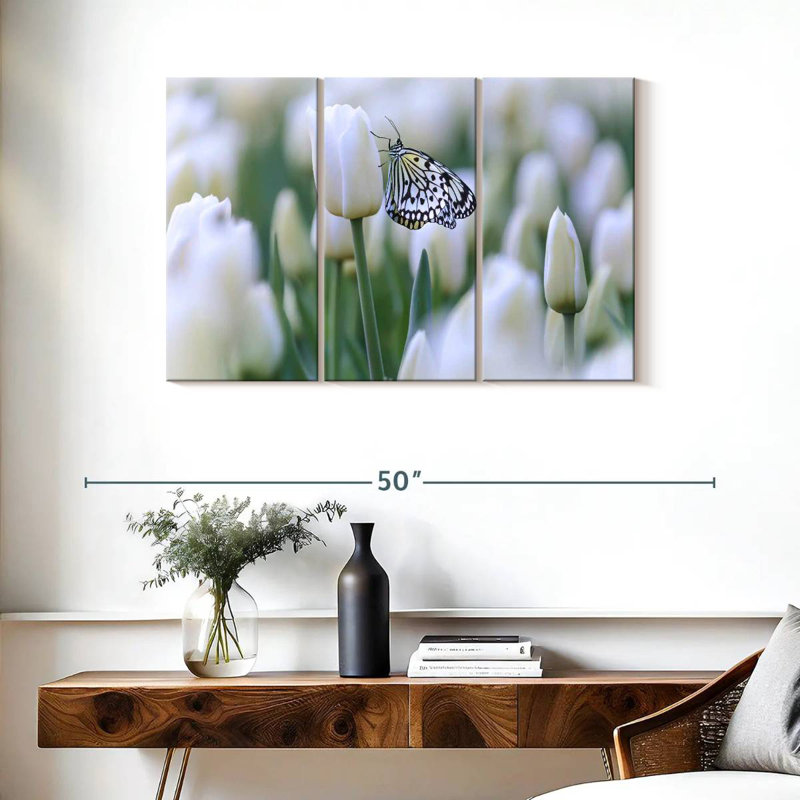 Papillon blanc perle, H 24 po x l 38 po
