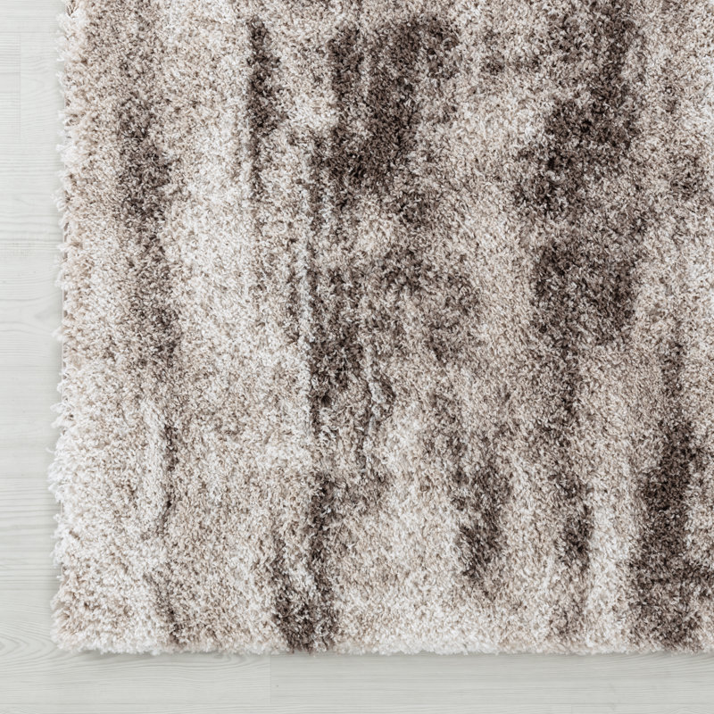 Tapis beige à poils longs Alban, Rectangle 6 pi 6 po x 9 pi 6 po