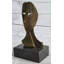 Carnanreagh, visages d'art par buste de Picasso