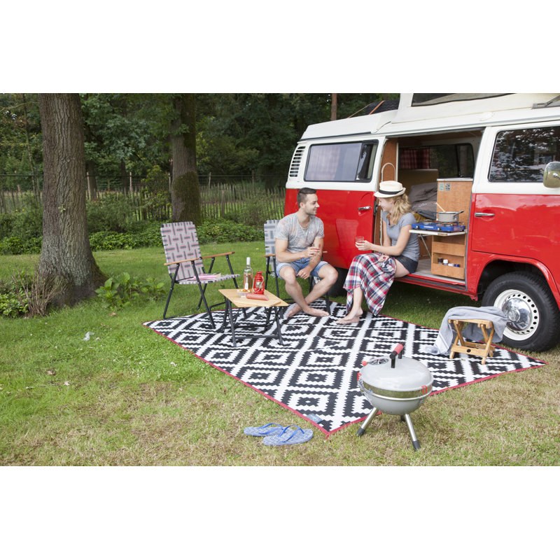 Chill Urban Outdoor Picnic Blanket, 0.1cm H x 200cm W x 270cm D