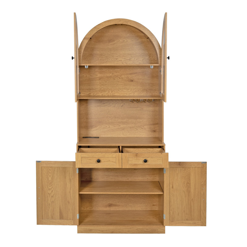 Armoire de rangement haute de style ferme, de forme cintrée, de 75 pouces, avec station de recharge, étagères réglables et comptoir-bar ouvert, fini chêne.