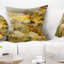 Coussin jaune-400617720