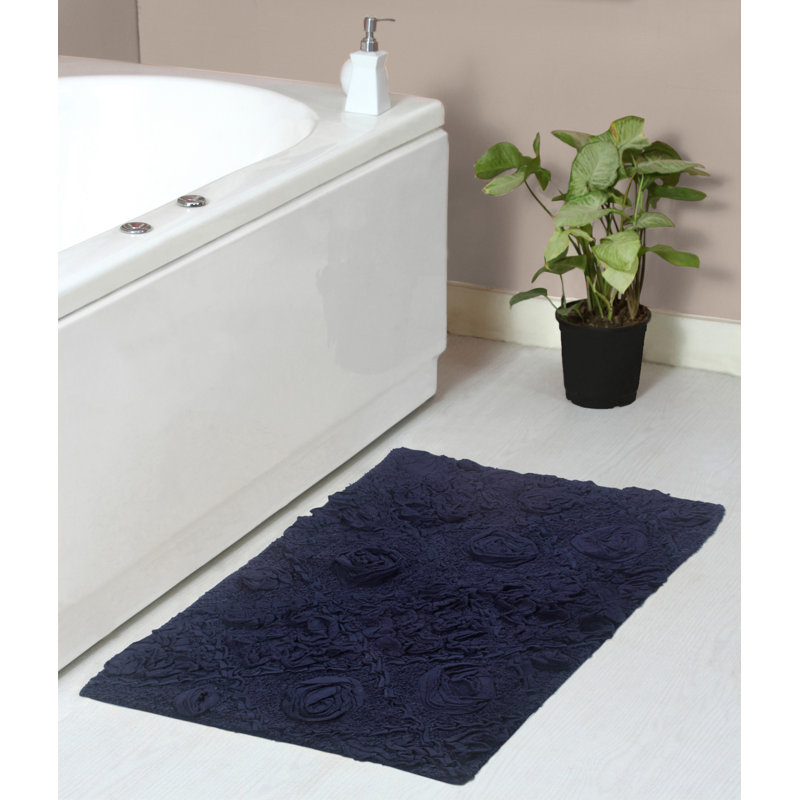 Tapis pour salle de bain Schoenberger, L 34 po x l 21 po, Bleu marine