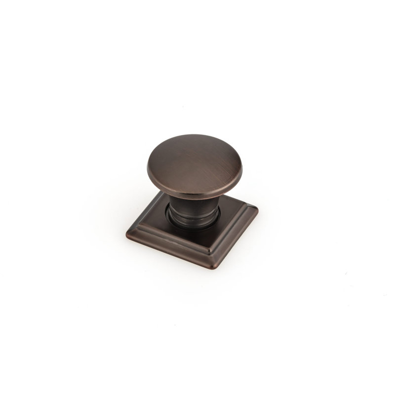 Poignée ronde Expression de 1 1/4 po de diamètre, Bronze huilé et brossé
