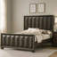 Cadre de très grand lit oriental, panneaux à facettes verticales sur la tête de lit et mobilier de chambre de style transitionnel avec lit moderne en bois d'ingénierie massif, placage-130149885