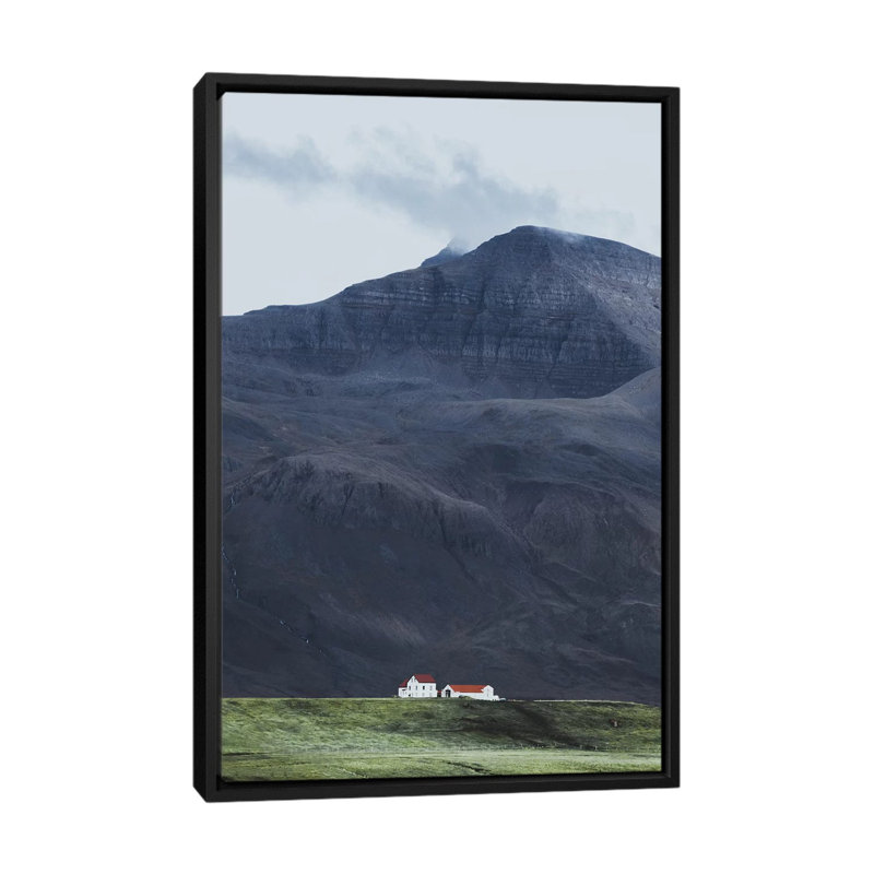 « rural islande i » par luke anthony gram, reproduction d’impression sur toile tendue, H 26 po x l 18 po x P 1,5 po