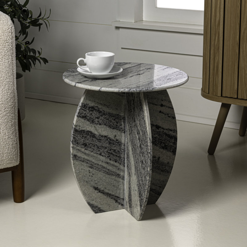 Table de bout ronde en marbre massif gris / noir de 17,5 po Venus, table d'appoint décorative en pierre naturelle avec base sculpturale en croix pour le salon