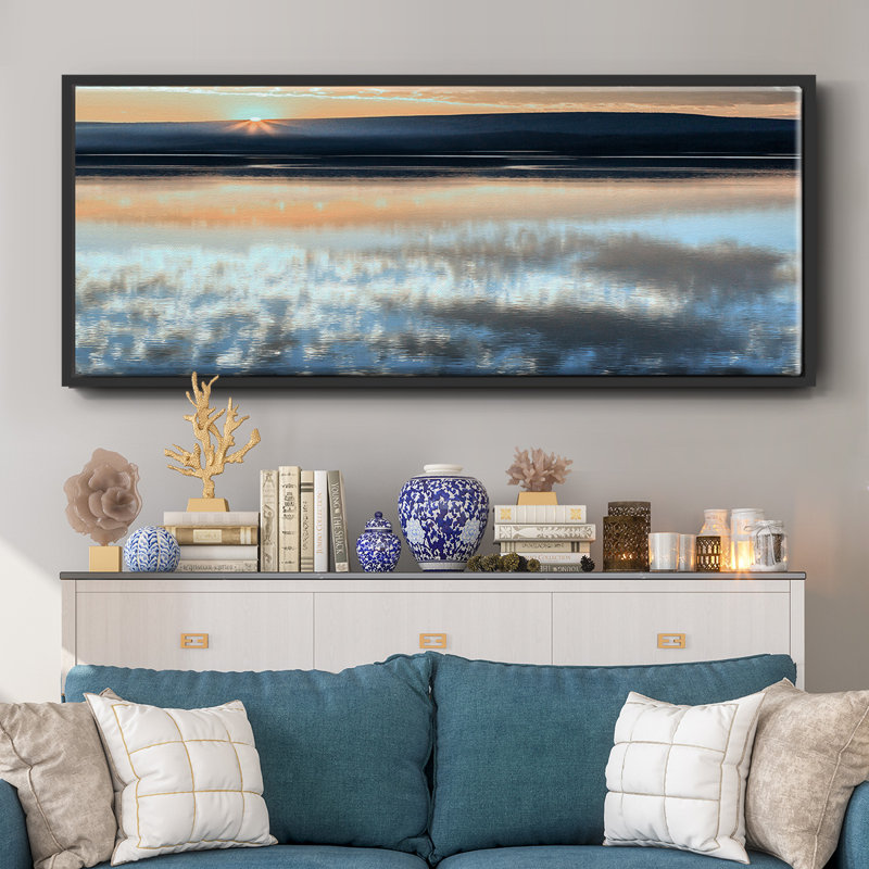 Serene Sunrise - toile encadrée, H 8 po x l 20 po