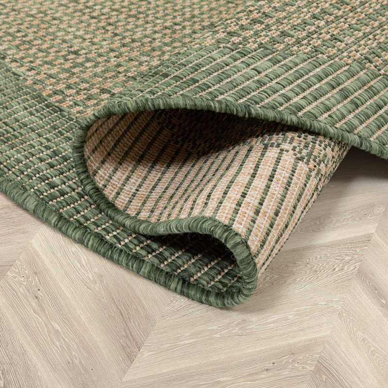 Green Round Synthetic Flat-Weave Outdoor Area Rug