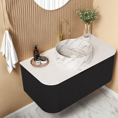 Meubles-lavabos modernes avec rangement, en céramique et pierre frittée, design rayé pour la maison