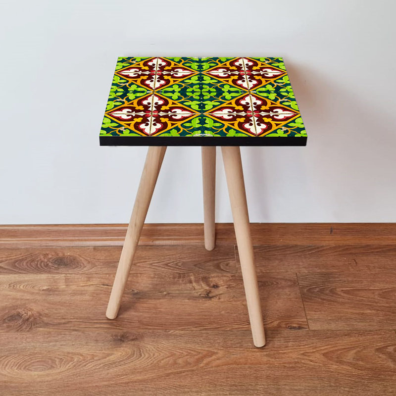 Table d'appoint élégante avec pieds en bois de hêtre, 13,8 po x 16,5 po x 13,8 po | Fabrication 100% bois aggloméré, épaisseur: 0,7 po | Conception géométrique ethnique parfaite pour le salon, la chambre à coucher et les décors modernes