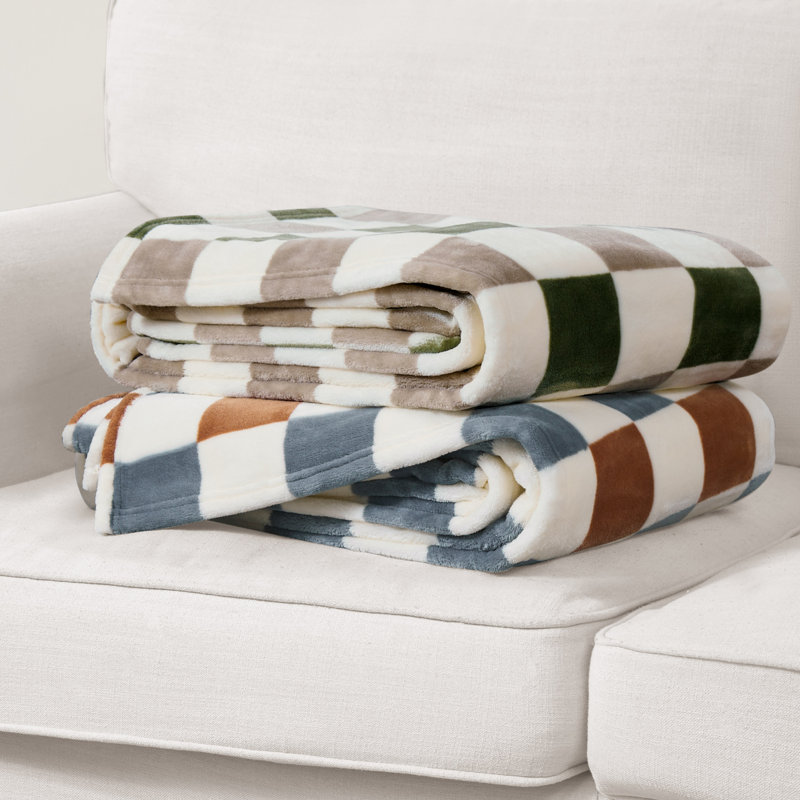 Jessica Simpson Emery Checkerboard Blankets, Green/Gray