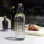 37,25 oz. Bouteille pivotante