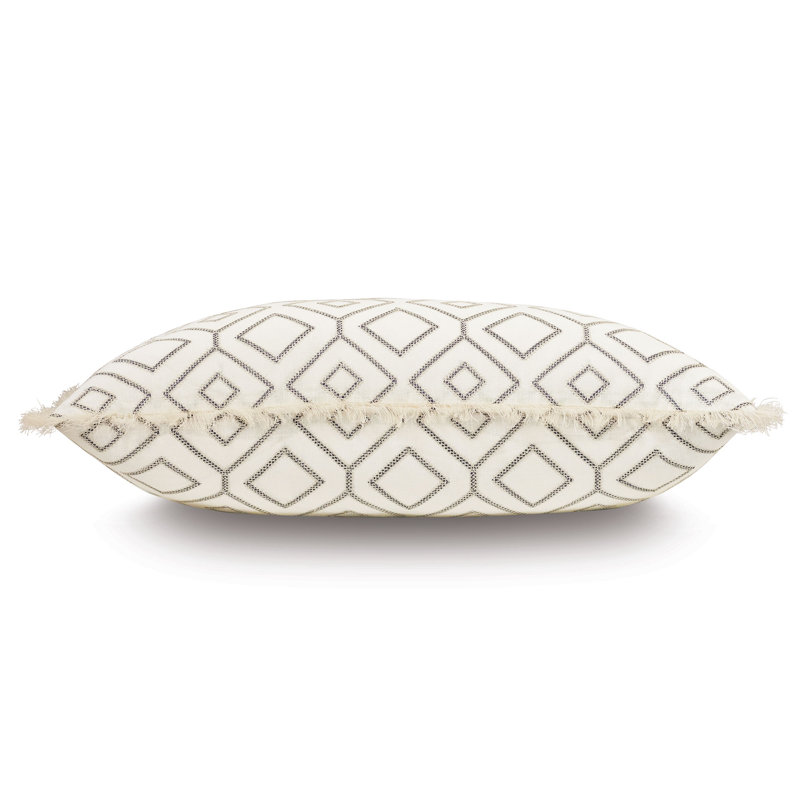 Housse et insert de coussin décoratif brodé Freya, Rectangle H 15 po x l 26 po