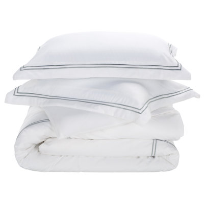 2-Line Embroidered Hotel Duvet Cover 3 Piece