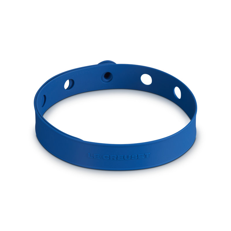 Le Creuset Silicone Travel Latch, Oyster, Blue