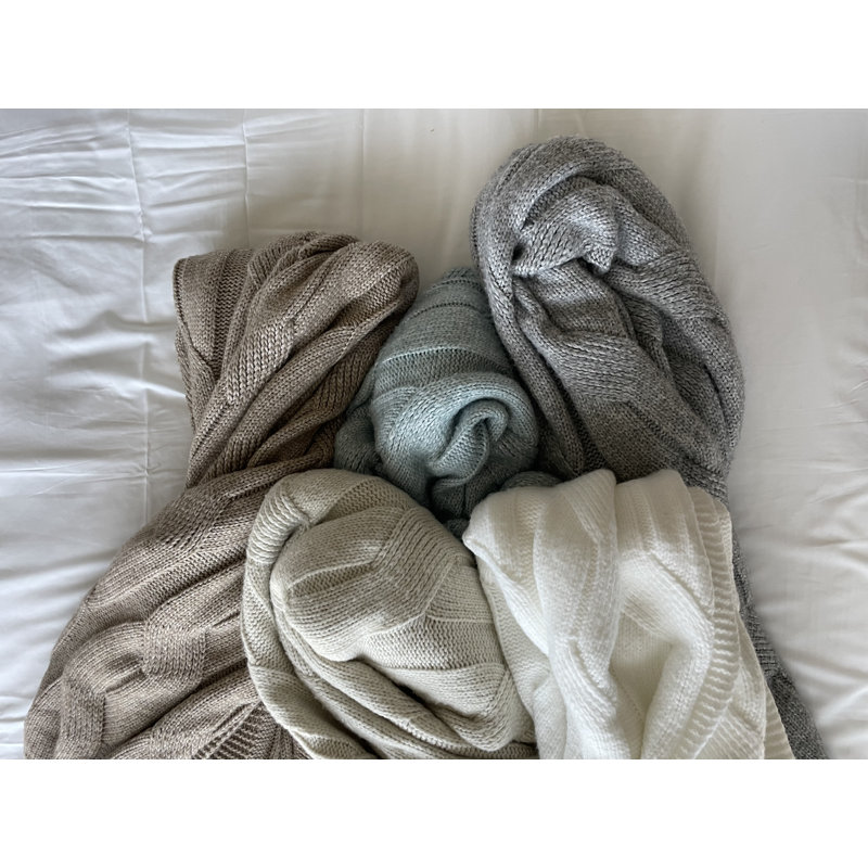 Luxury Cloudknit Throw, Snow