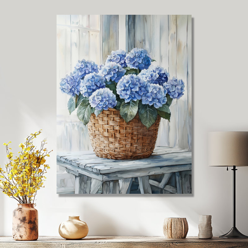 Hortensias dans un panier de ferme III - hydrangées, art mural, H 44 po x l 34 po, Toile tendue, Ne s’applique pas