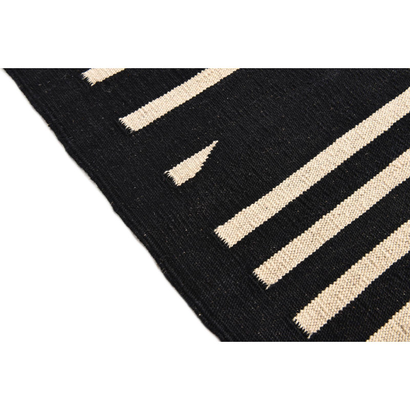 Tapis noir et blanc Noor