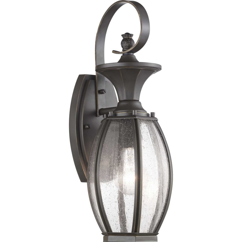 Lanterne murale d'extérieur Sirois, H 24,13 po x l 9,25 po x P 9,63 po