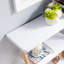 Console avec trois tablettes ouvertes Botwinick-865091598