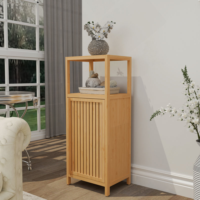 Casier polyvalent à une porte avec une tablette pour une utilisation multi-scène, idéal pour organiser divers espaces dans votre maison