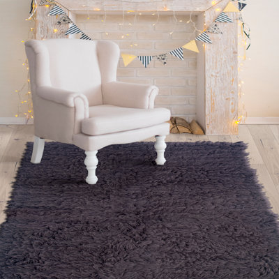 Tapis gris en laine tissé à la main Alamin Flokati