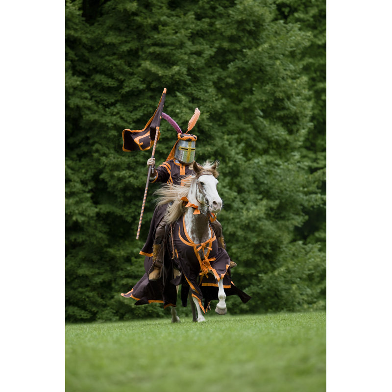 Chevalier brun chevauchant un cheval par Grafissimo, H 12 po x l 8 po