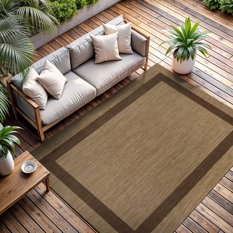 Beige/Brown Geometric Indoor/Outdoor Rug
