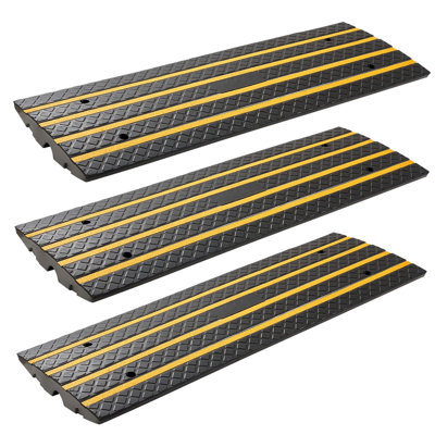 Rampe de bordure de voiture en caoutchouc, capacité de charge de 33069 lb, rampe de pont frontal de 2,6 pouces avec bandes réfléchissantes jaunes, convient au quai de chargement, à l'entrepôt, au garage et au trottoir (paquet de 3)