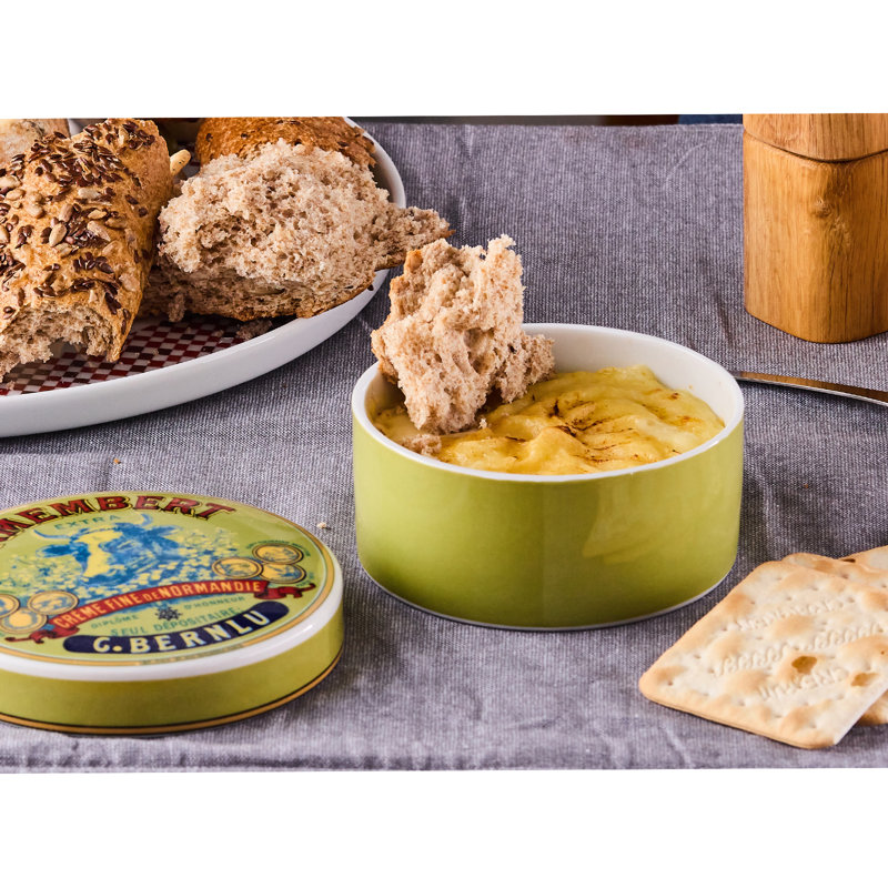 Camembert Baker