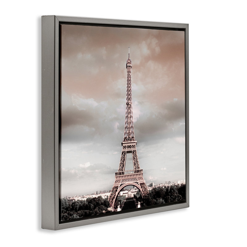 «Stormy View Eiffel Tower», art mural encadré par Danita Delimont, Cadre flottant gris lustré, H 25 po x l 25 po