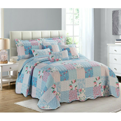 Printed Bedspread Set Dmask Pattern with Matching Pillow Shams, Soft Microfiber Coverlet, Lightweight & All-Season Bedding
