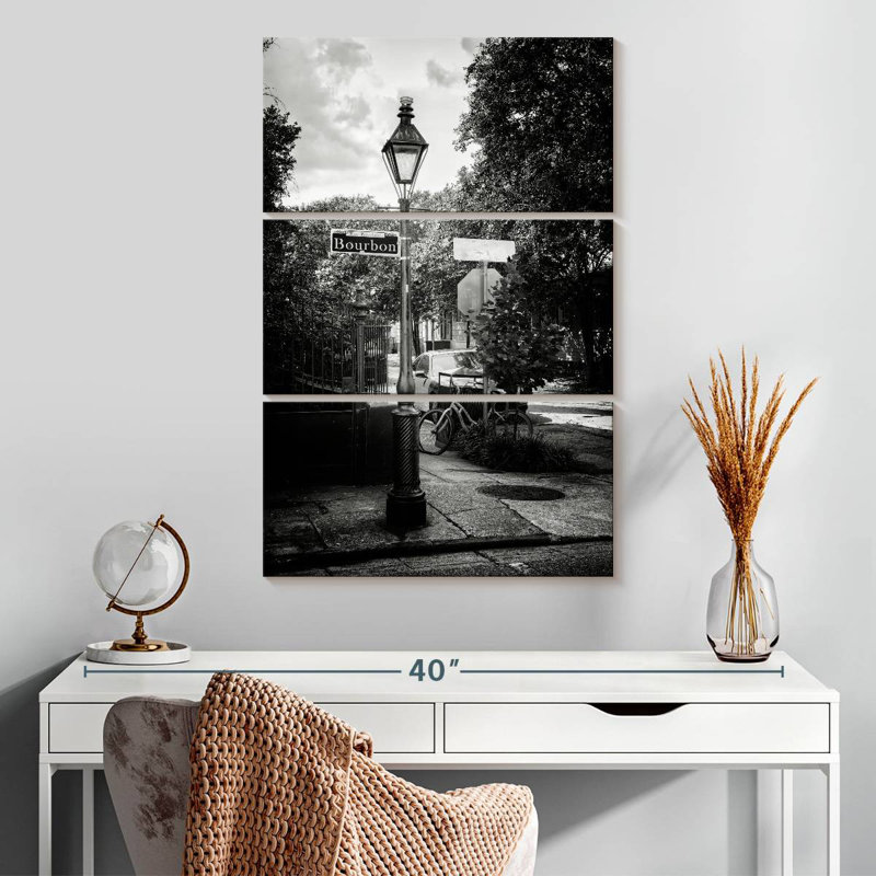 Nicci Black NOLA - Rue Bourbon, 32" H x 20" W
