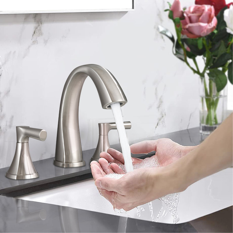 Robinet de lavabo de salle de bain à deux poignées avec installation à 3 trous et nickel brossé