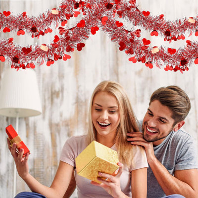 Valentines Day Frilly Ribbon Decorations Are Suitable For Decorating Wedding Rooms On Valentines Day Featuring Heart-shaped Frilly Ribbons
