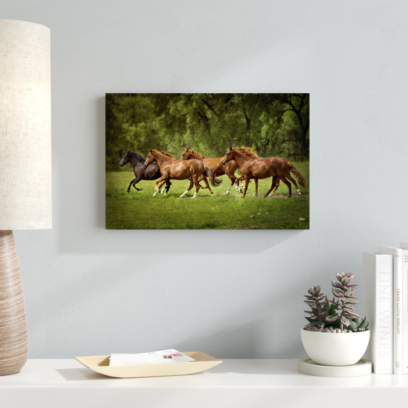 Chevaux dans le champ III, H 12 po x l 18 po x P 1,25 po