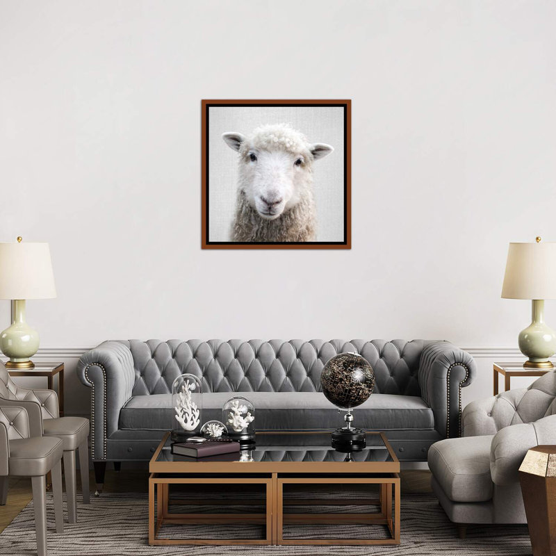 «Sheep» - reproduction de photo, Cadre bois classique, H 37 po x l 37 po x P 1,5 po