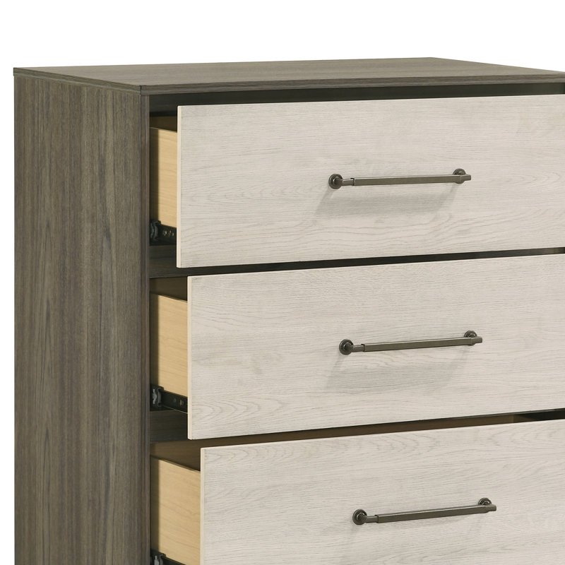 Ensemble de chambre à coucher Helvey, Grand lit, 5 Pcs: Bed, Nightstand, 2 Dressers, Mirror