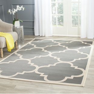 Joyner Looped/Hooked Grey/Beige Indoor/Outdoor Rug