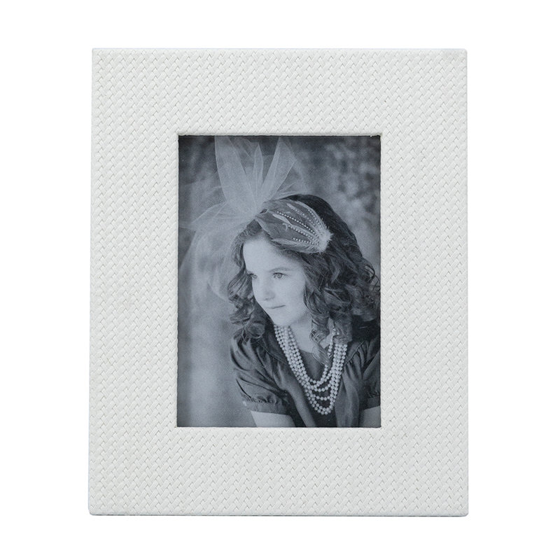 Cadre photo décoratif en similicuir blanc 8,3 po x 10 po, ouverture 4,5 po x 6,5 po, L 4,5 po x H 6,5 po, Blanc