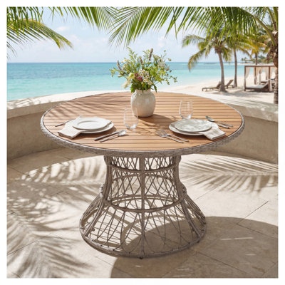 Table de salle à manger d'extérieur durable - plateau rond en bois d'acacia et base en osier, table de patio brun pour 4 à 6, mobilier d'extérieur de jardin (compatible avec les chaises assorties)