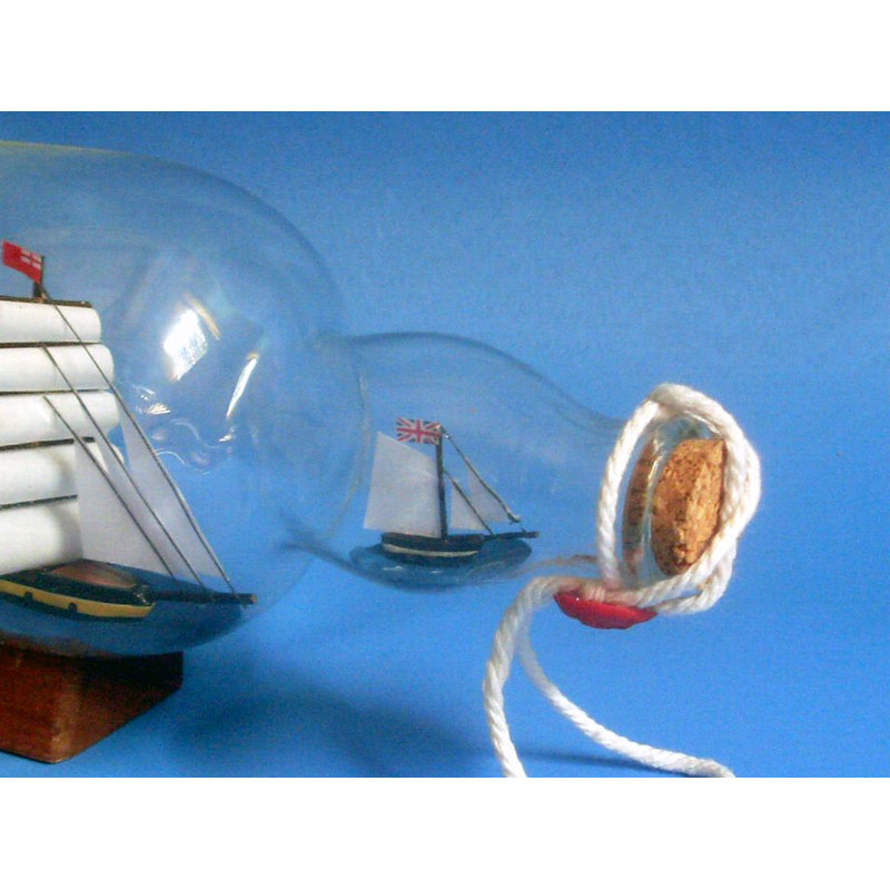 Bateau modèle surprise Harcrest