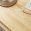 Table basse simple en bois massif moderne