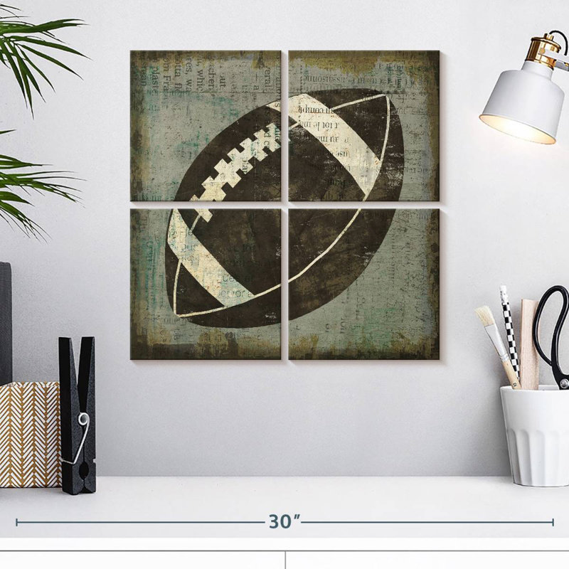 Sireci Ball I On Gray