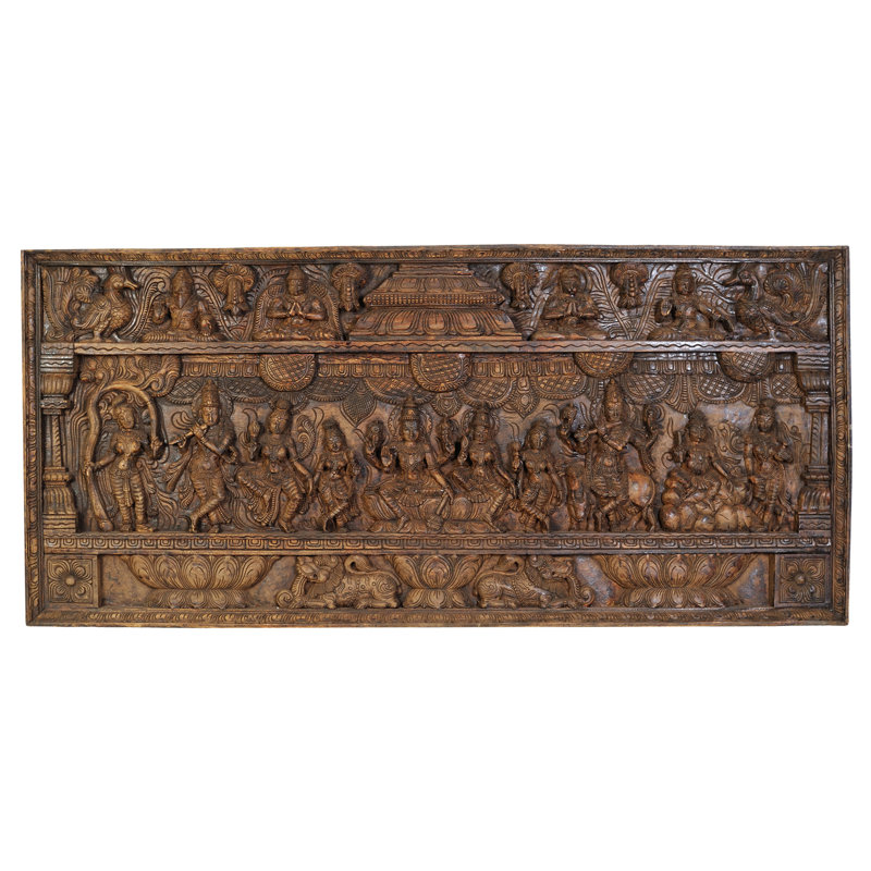 Vishnu-Lakshmi, panneau avec les personnages de Shalabhanjika, de Lord Krishna, de Kubera et de divinités accompagnatrices