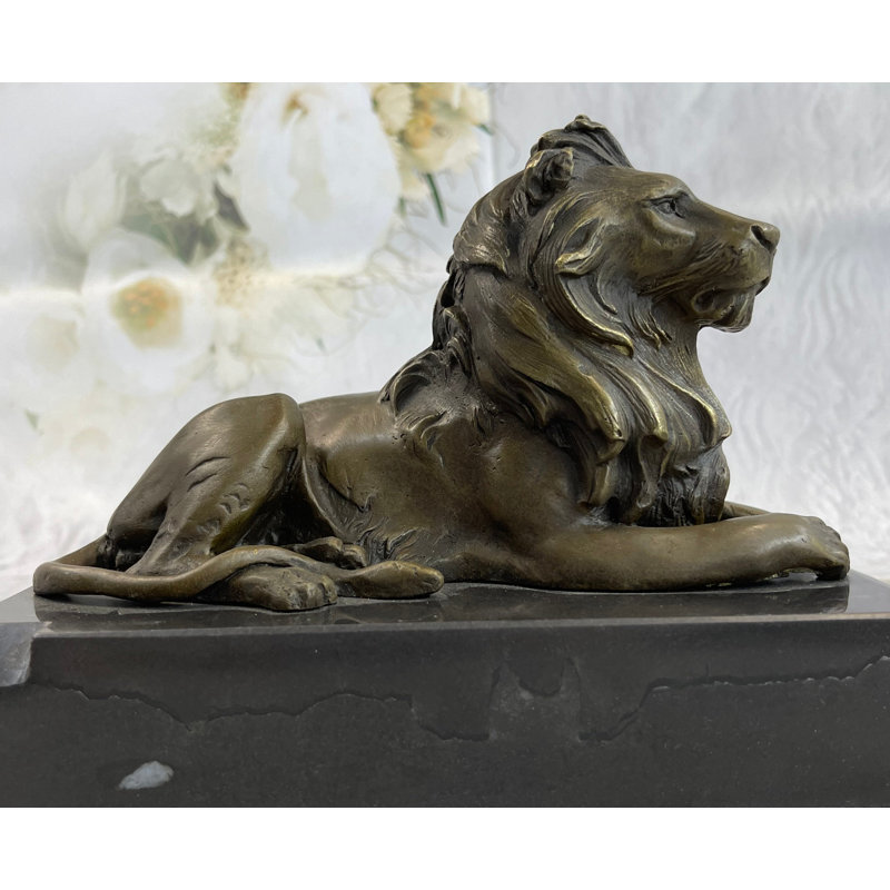 Figurine Malaptias Barye, lionne d'Afrique, vie sauvage
