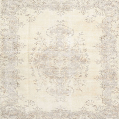 Tapis traditionnel crème / gris Mccluney