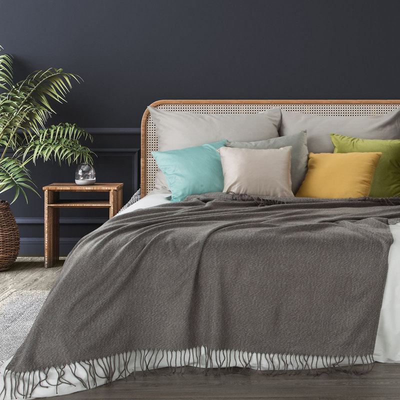 Polyester No Pattern Bedspread